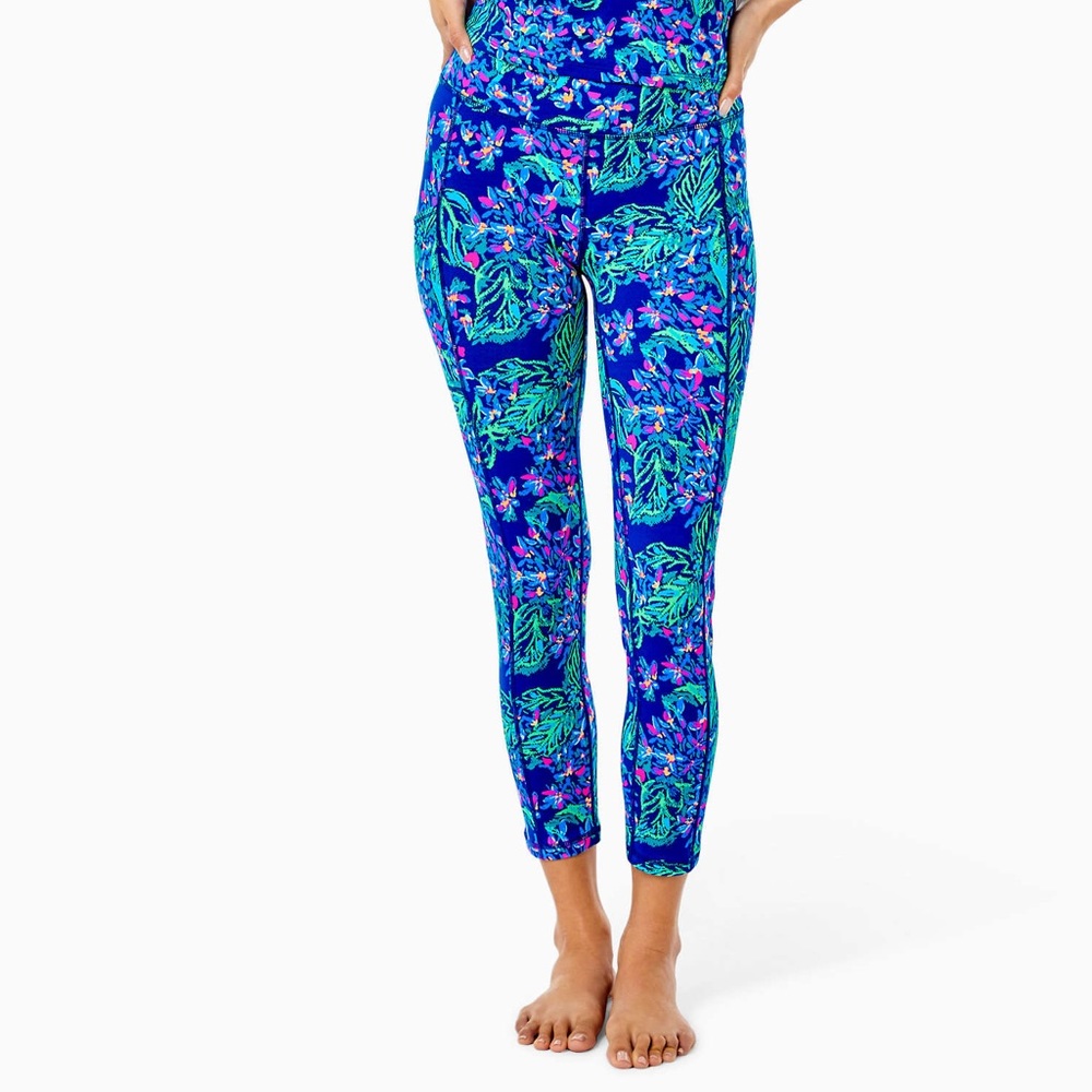 Weekender High-Rise Midi Legging Size Medium Serenade in the Shade